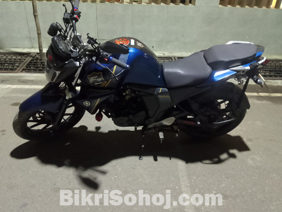 YAMAHA FZS V2